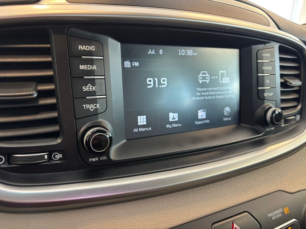 2019 Kia Sorento LX
