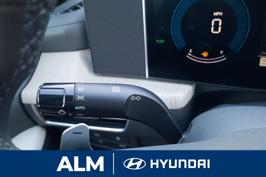 New 2025 Blue Hyundai SEL image 31