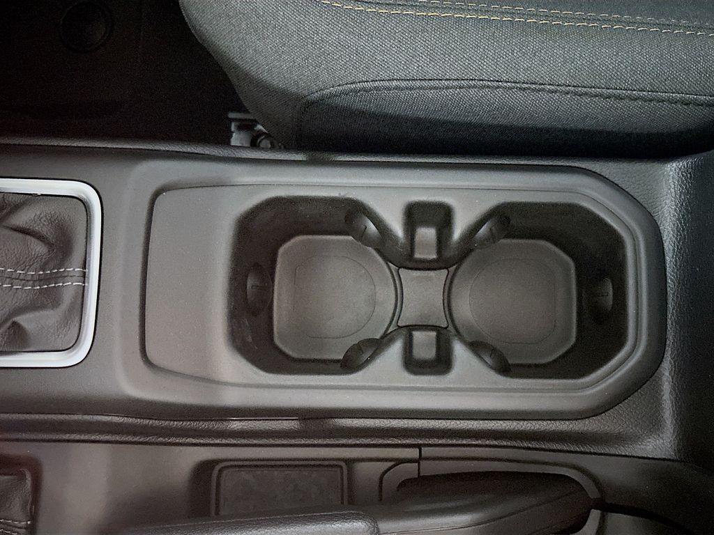 2025 Jeep Gladiator Willys