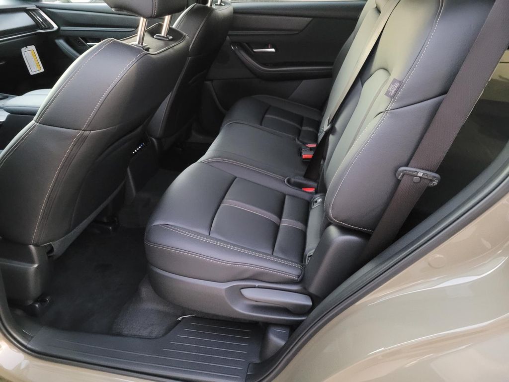 new 2026 Mazda CX-70 PHEV car, priced at $42,674