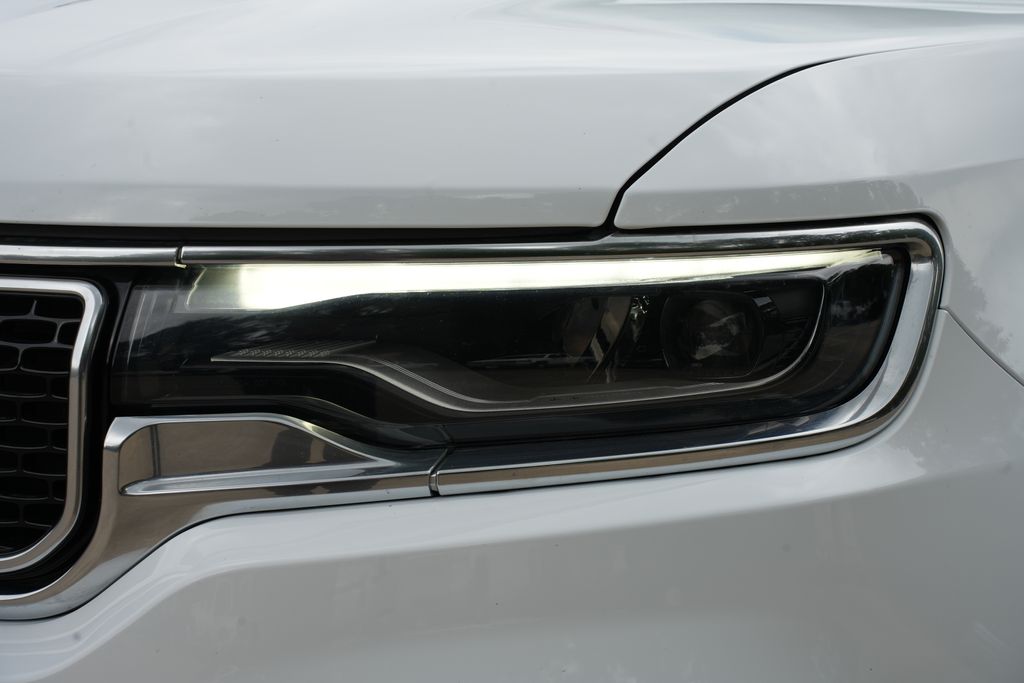 2024 Jeep Wagoneer Series III White at River Oaks CDJR