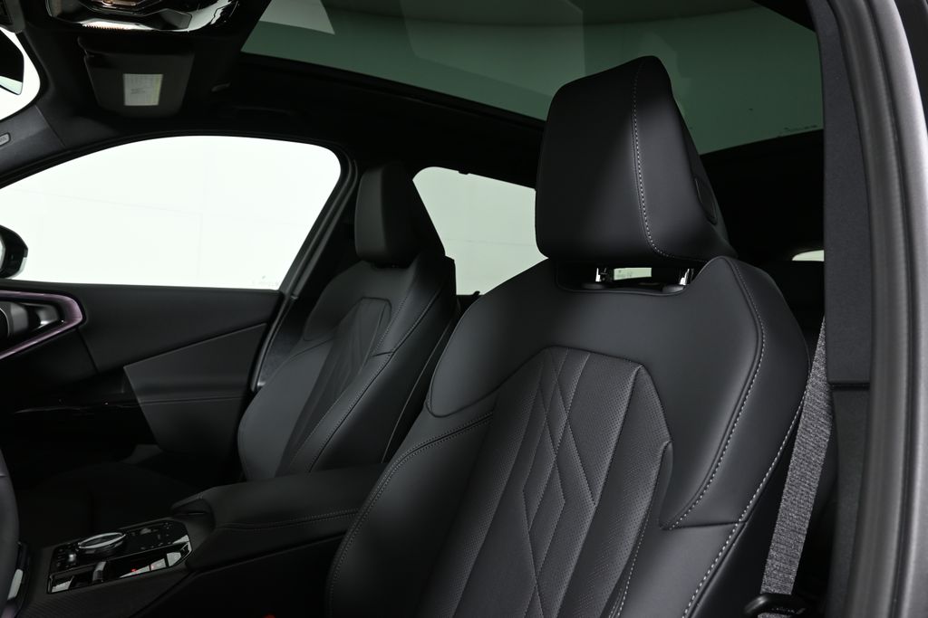 Thumbnail: 2026 BMW X3 - 16