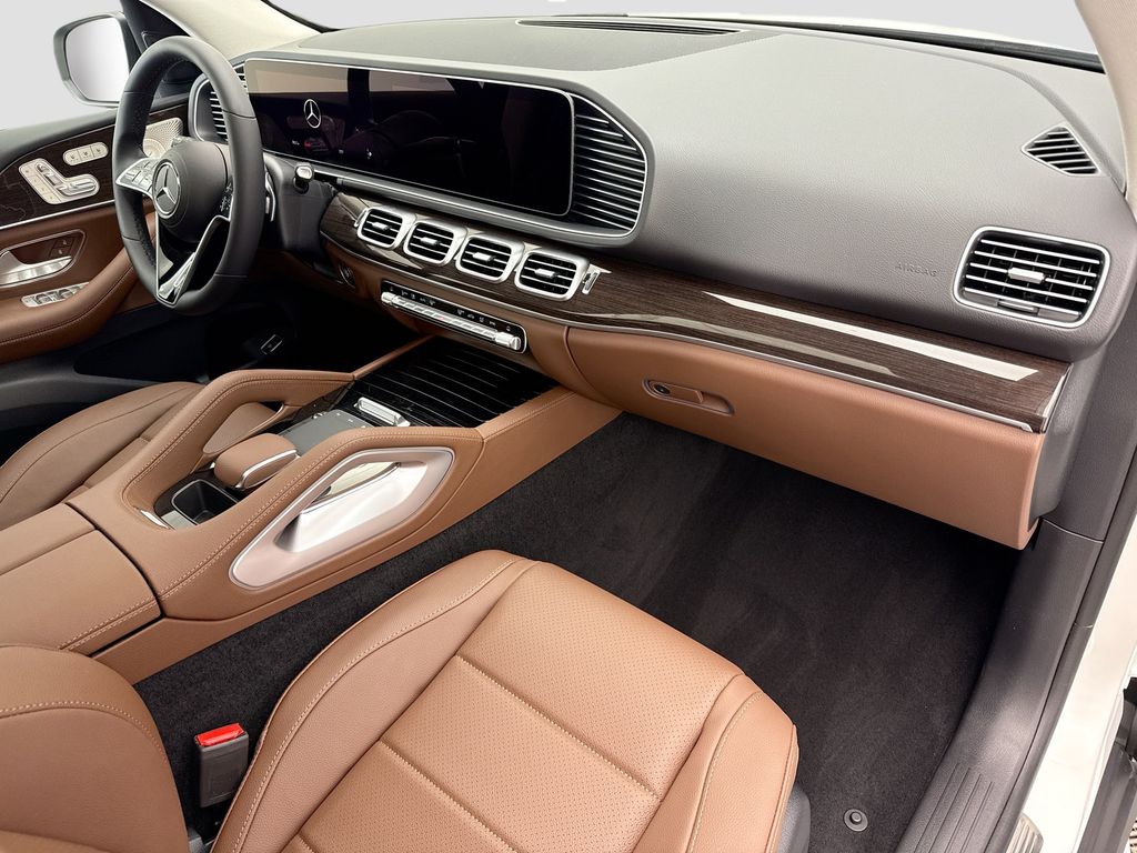 Thumbnail: 2026 Mercedes-Benz GLE - 17