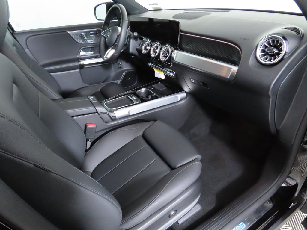 2024 Mercedes-Benz EQB 250+ 18