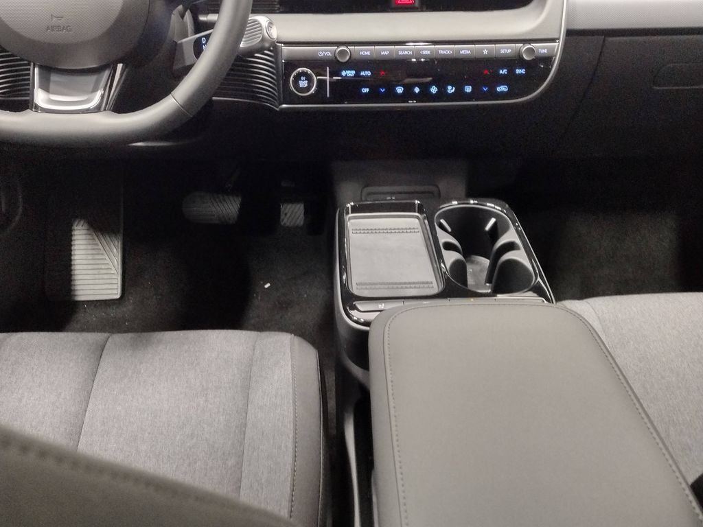 2026 Hyundai IONIQ 5 SE Standard Range