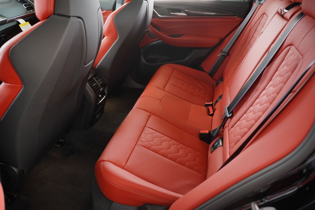2025 BMW X4 M 19