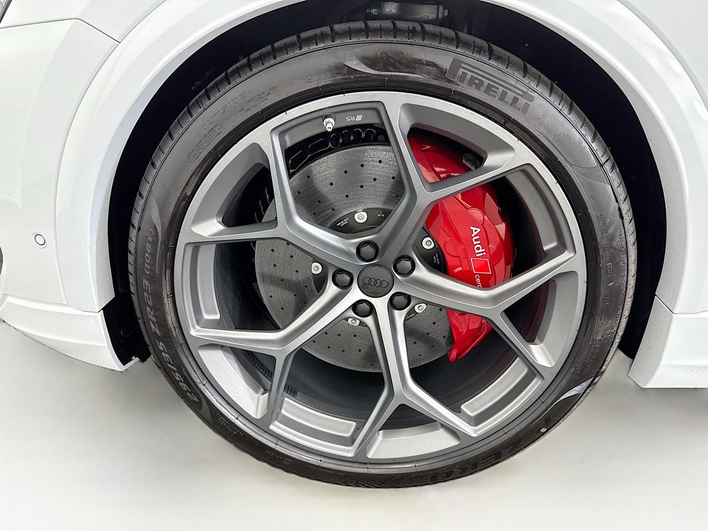 Thumbnail: 2026 Audi RS Q8 - 29