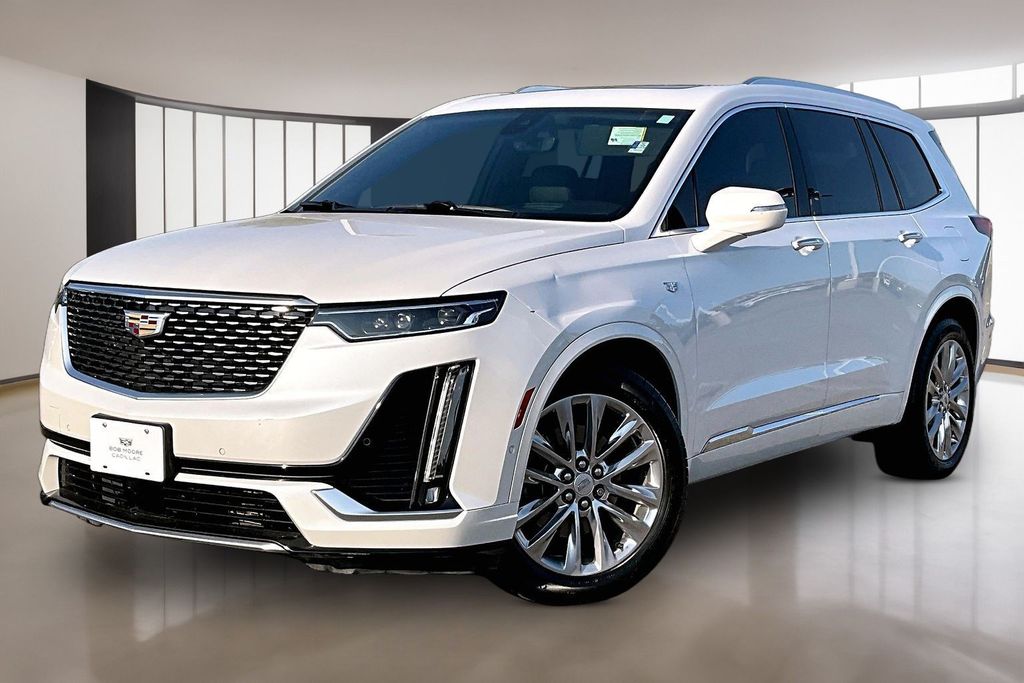  2021 Cadillac XT6 Premium Luxury FWD   