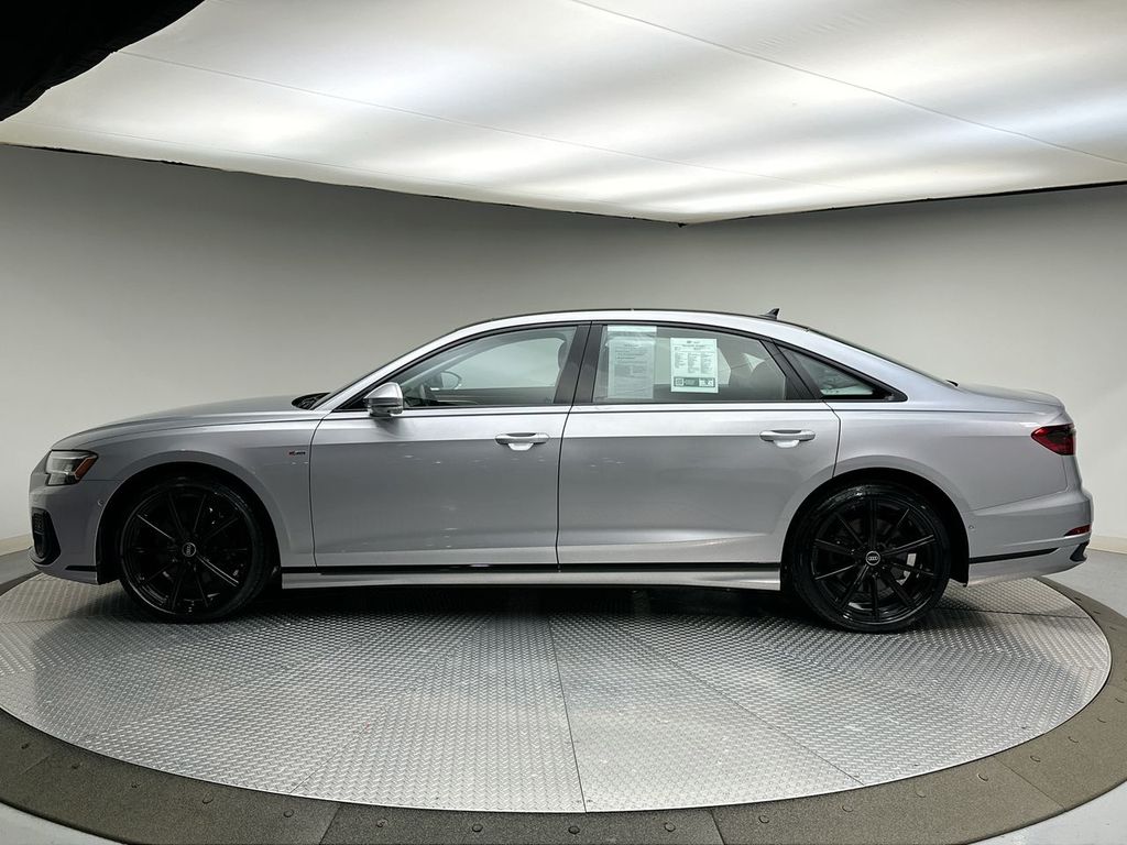 Thumbnail: 2022 Audi A8 - 2
