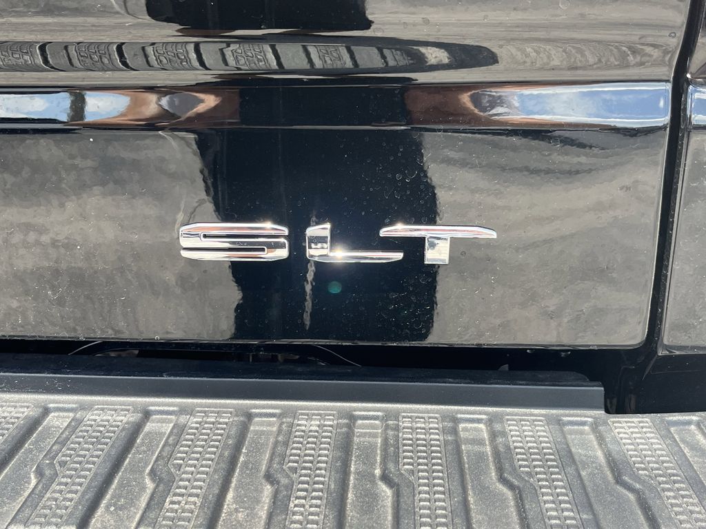 new 2026 GMC Sierra 1500 car, priced at $57,208