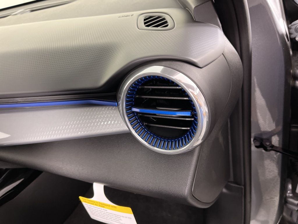 Thumbnail: 2025 Chevrolet Trax - 9