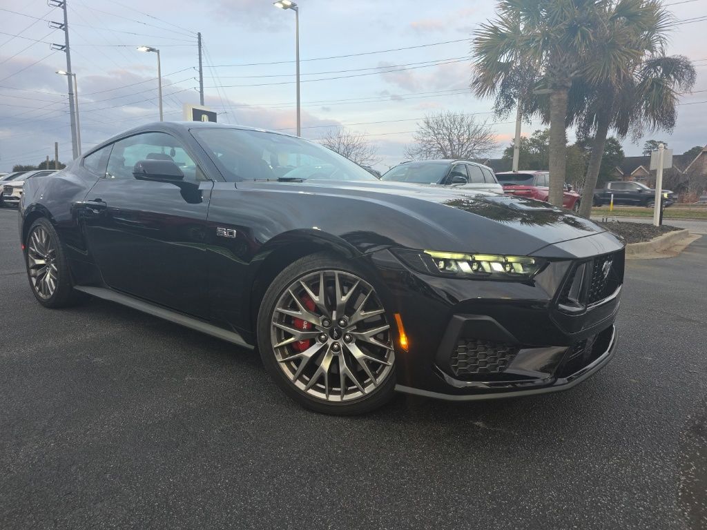 2025 Ford Mustang GT Premium Fastback