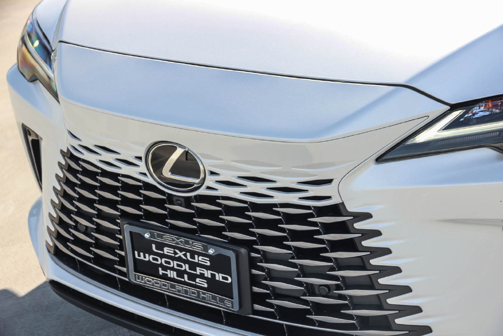 New 2026 White Lexus 350h Premium image 9