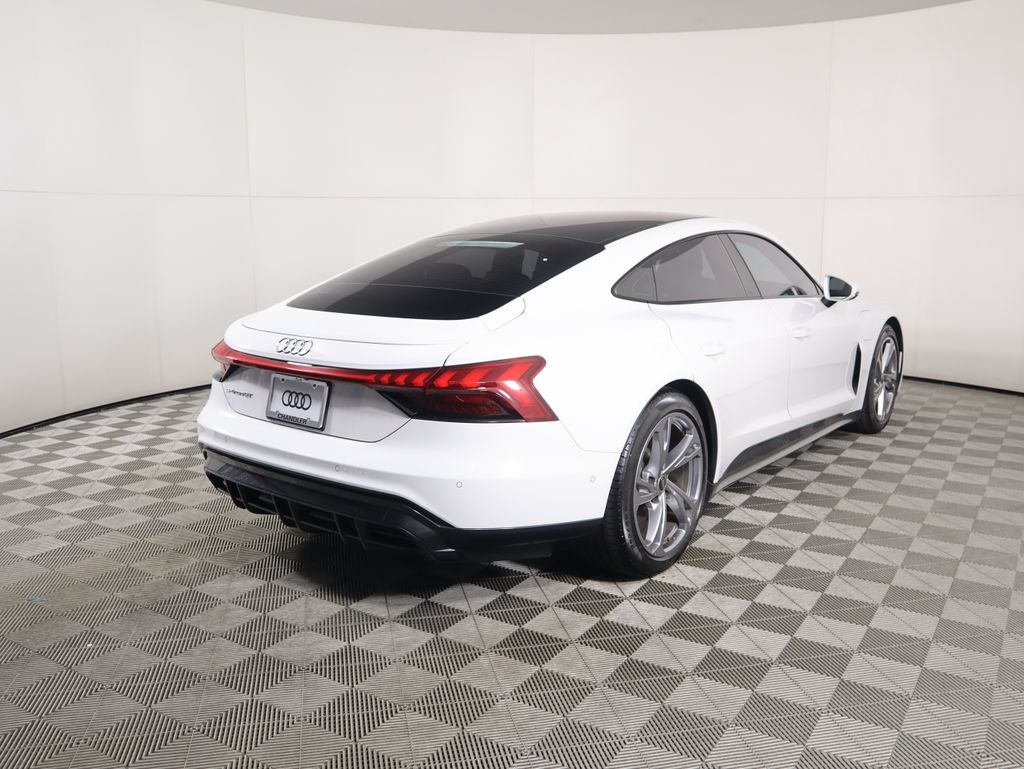 Thumbnail: 2023 Audi e-tron GT - 5