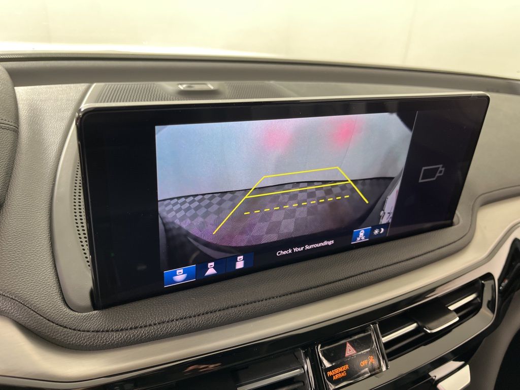 2025 Acura MDX Base 32