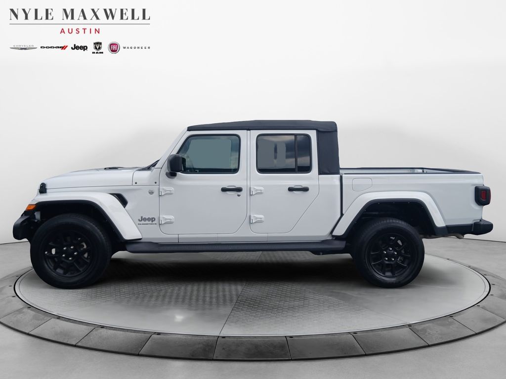 Used Car 2023 Jeep Gladiator  Overland For Sale Under $35,000 In Austin, Texas