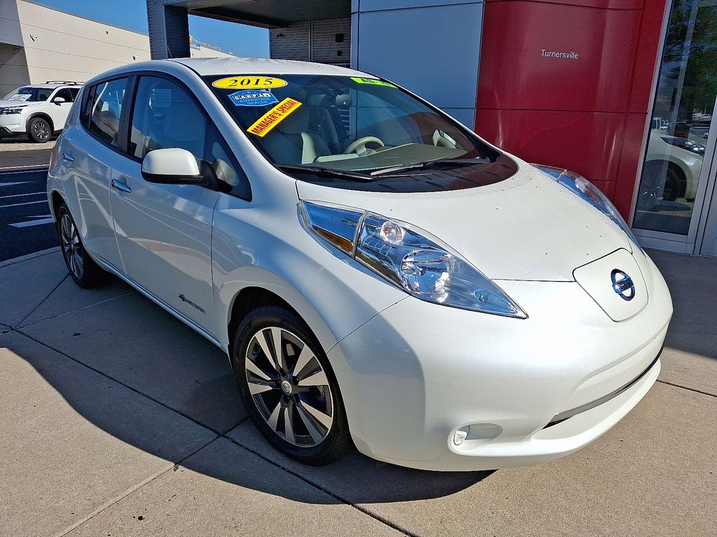 Thumbnail: 2015 Nissan Leaf - 3