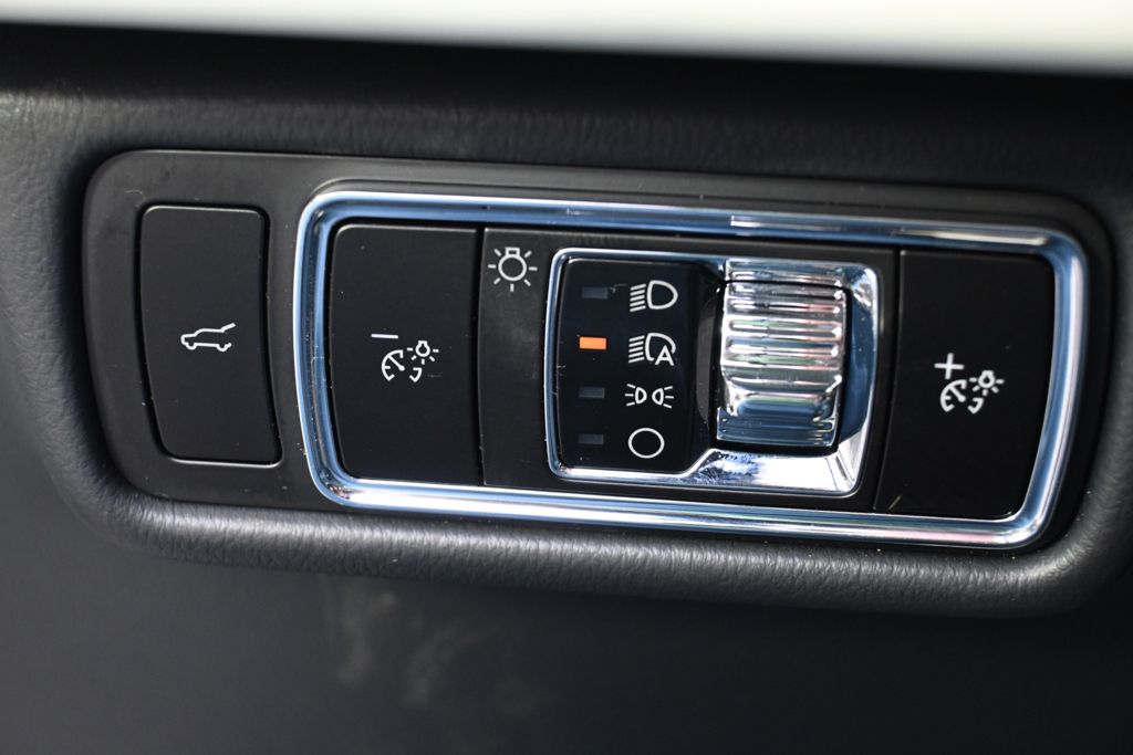 New 2026 White Lincoln Black Label image 25