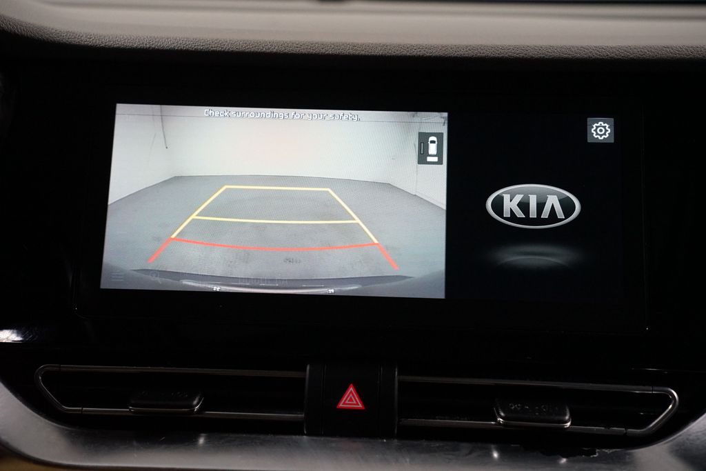 Thumbnail: 2020 Kia Niro - 19