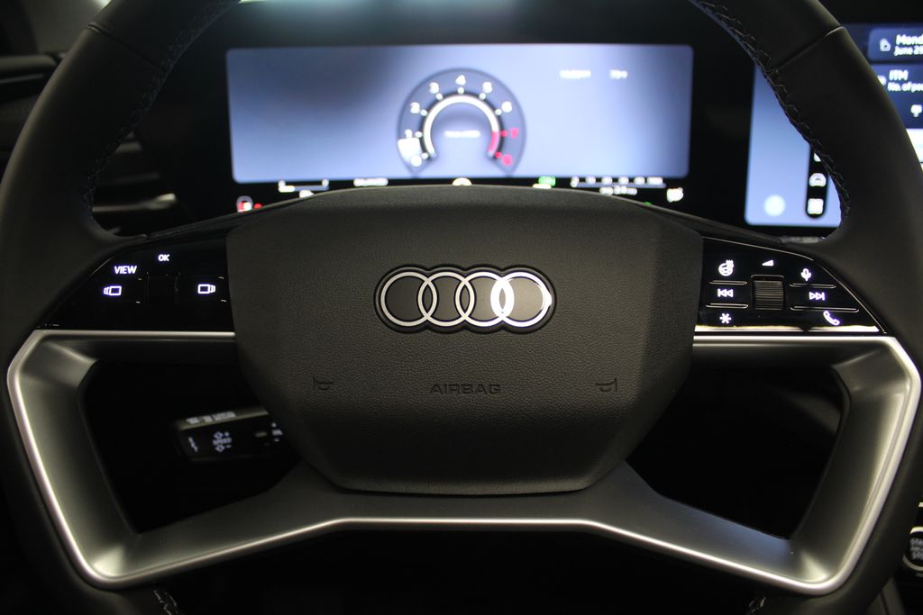 Thumbnail: 2026 Audi Q5 - 25
