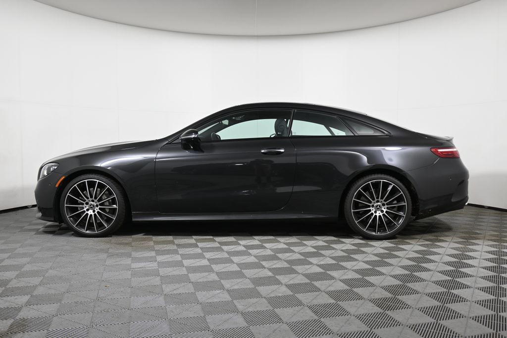 Thumbnail: 2022 Mercedes-Benz E-Class - 2