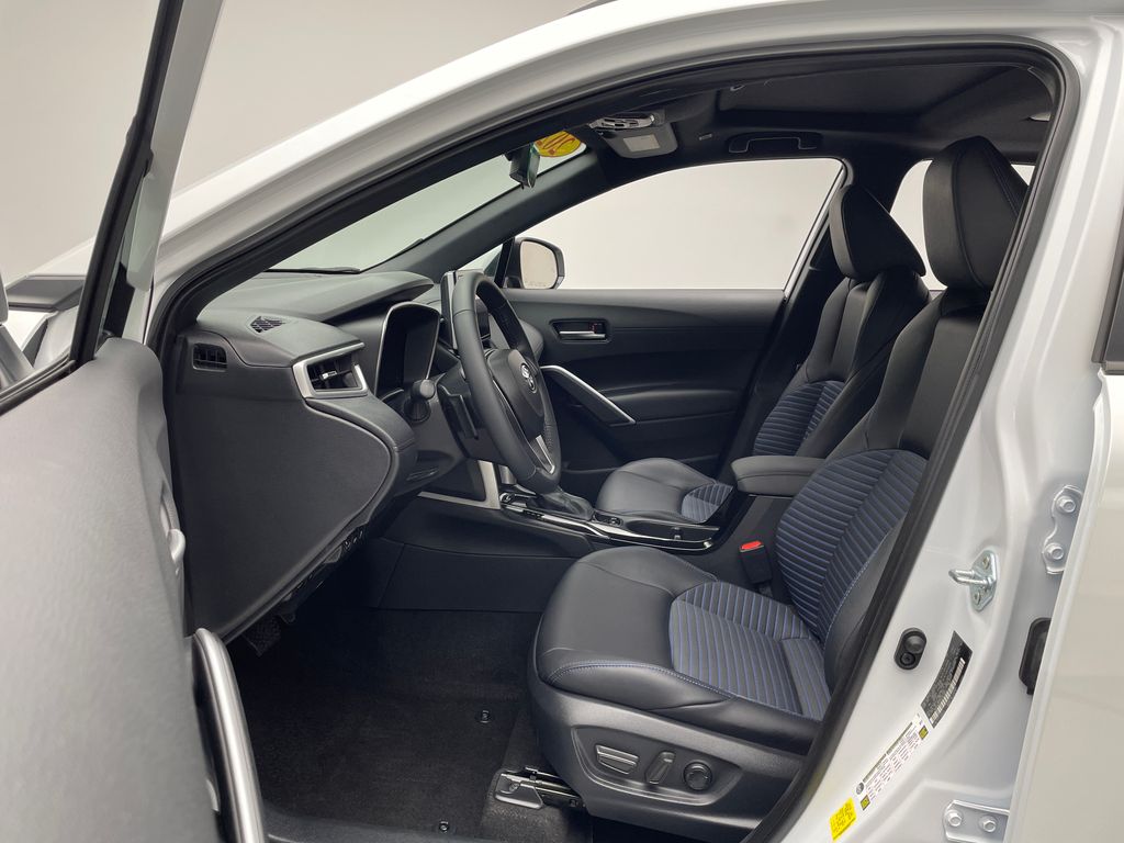 Thumbnail: 2024 Toyota Corolla Cross - 12