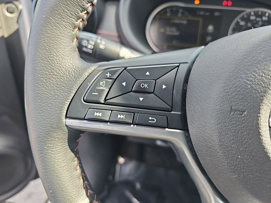 Used 2019 Silver Nissan SR image 16