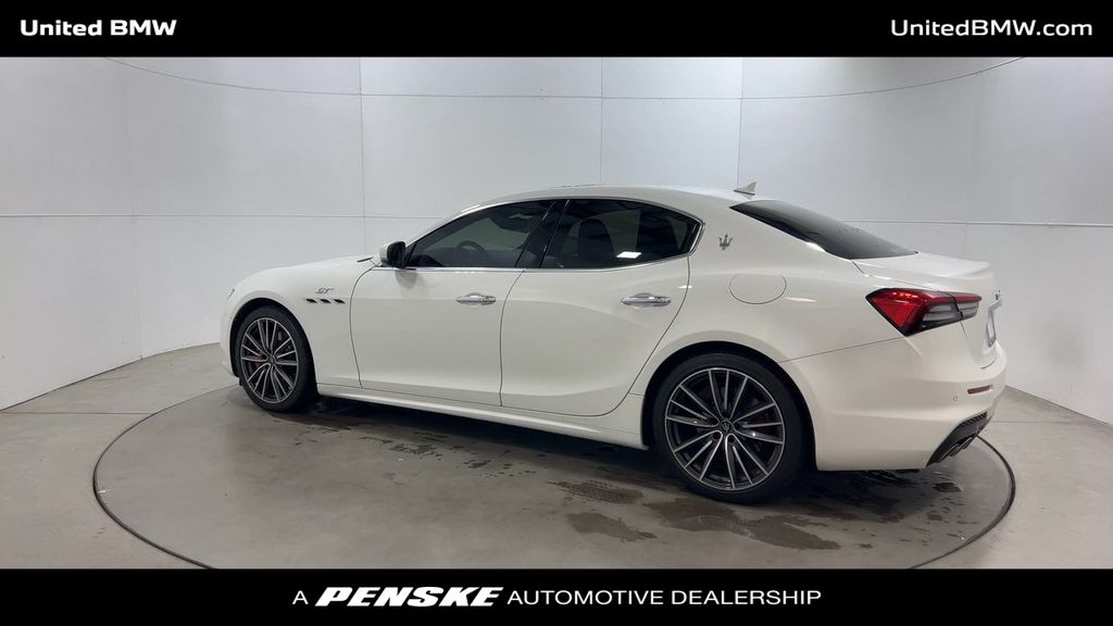2022 Maserati Ghibli GT 6