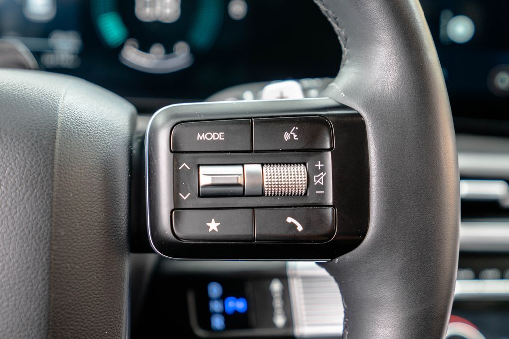 Used 2025 Hyundai Santa Fe SUV
