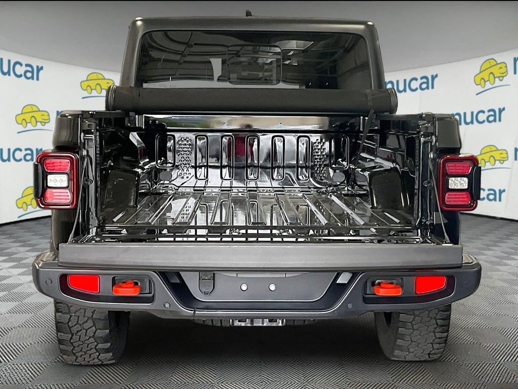 2021 Jeep Gladiator — photo 5