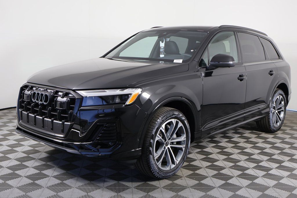 Thumbnail: 2026 Audi Q7 - 1