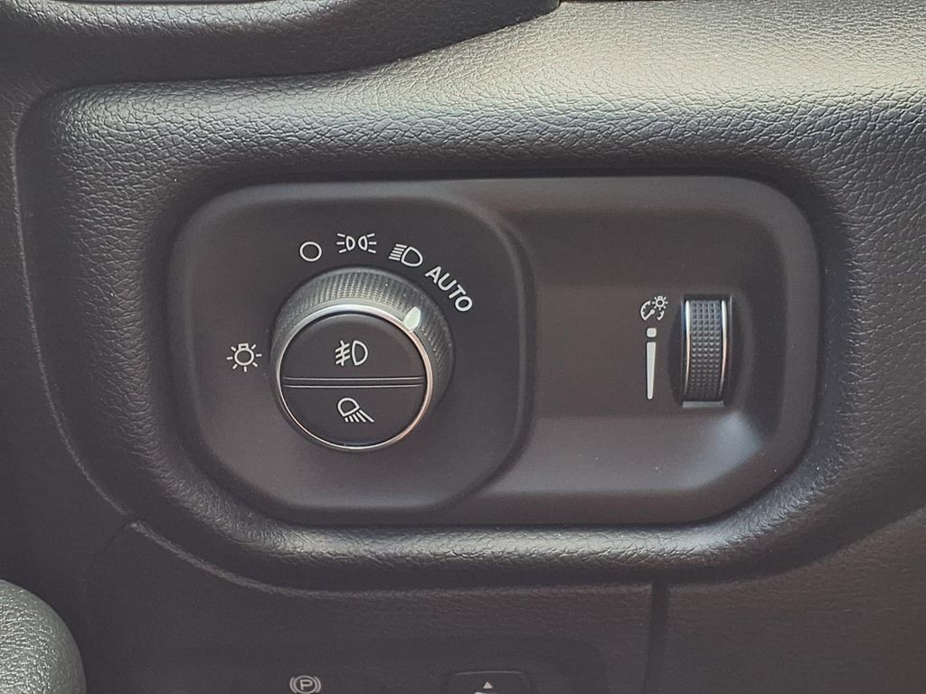 2021 Ram 1500 Big Horn/Lone Star White at AutoSavvy Houston Southwest