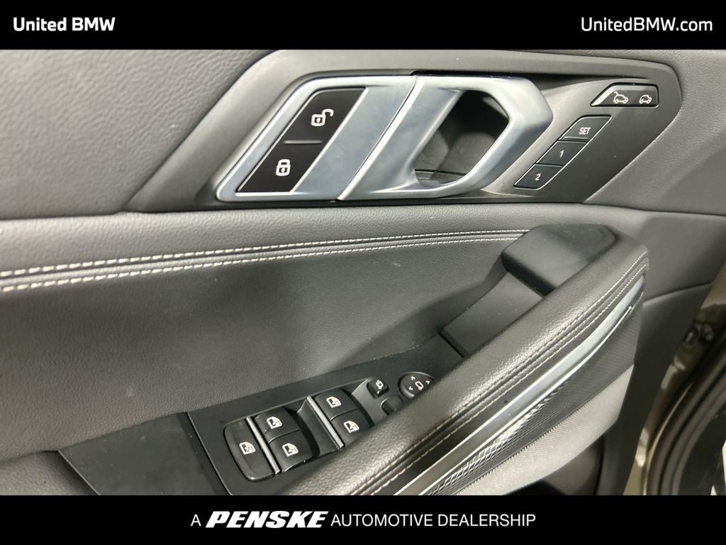 Thumbnail: 2021 BMW X6 - 11