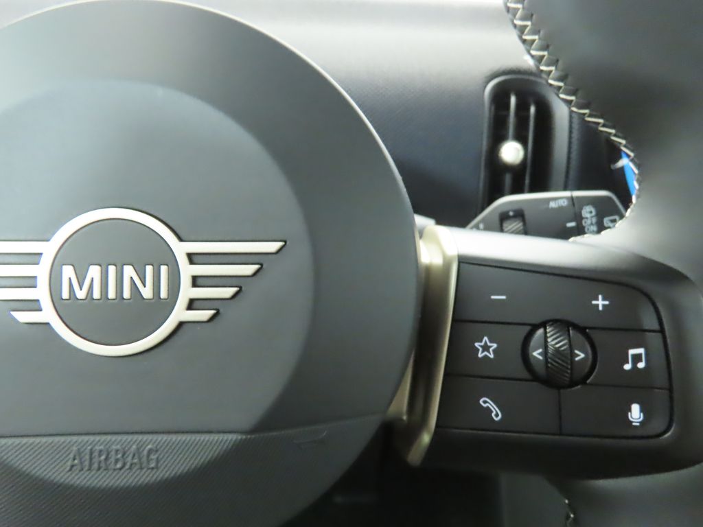 Thumbnail: 2026 MINI Cooper - 12