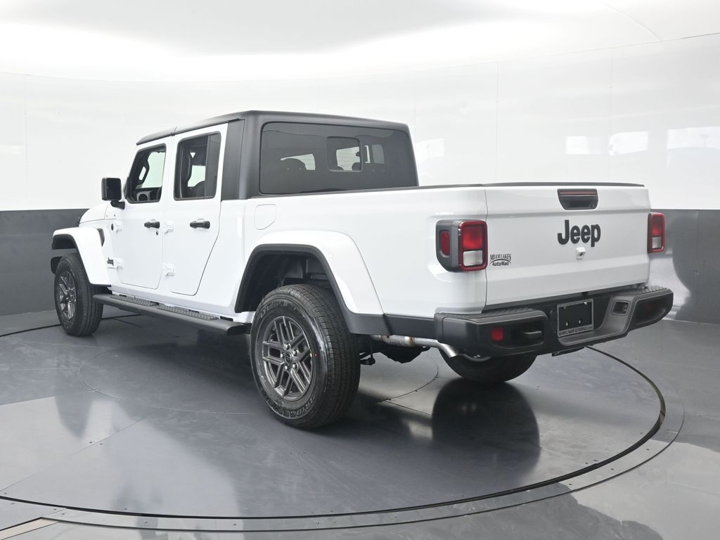 New 2026 bright white clearcoat Jeep Sport S image 4
