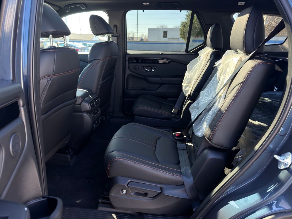 Thumbnail: 2026 Honda Pilot - 19
