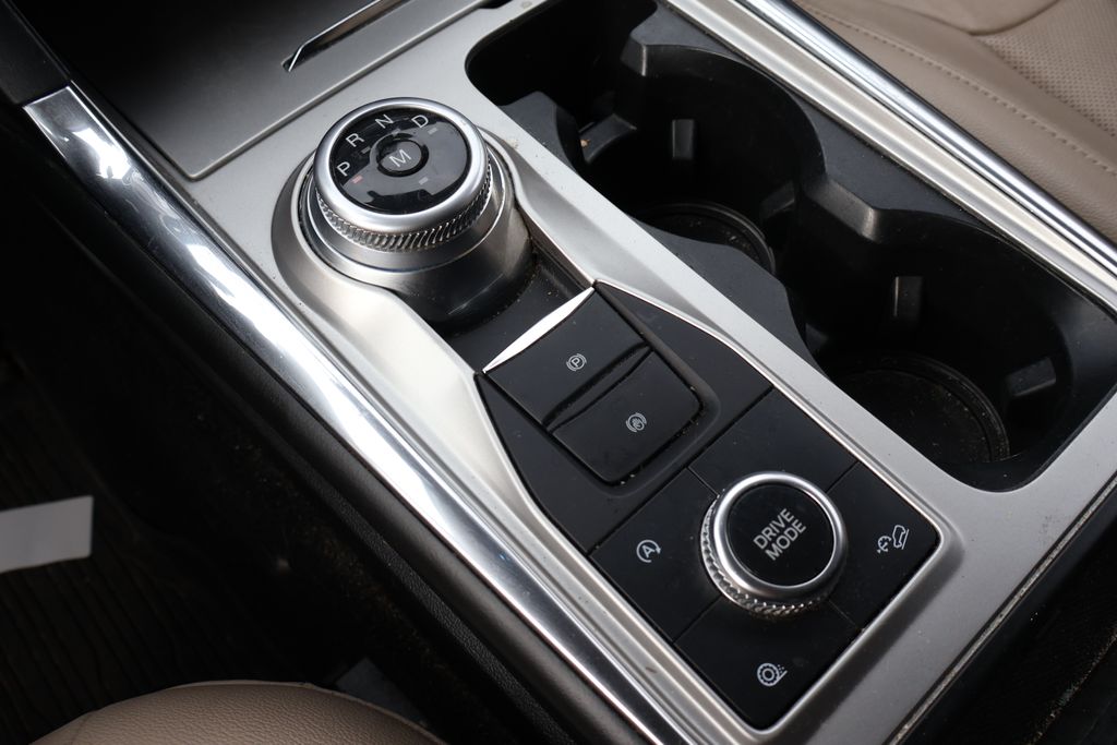 2020 Ford Explorer Limited 28