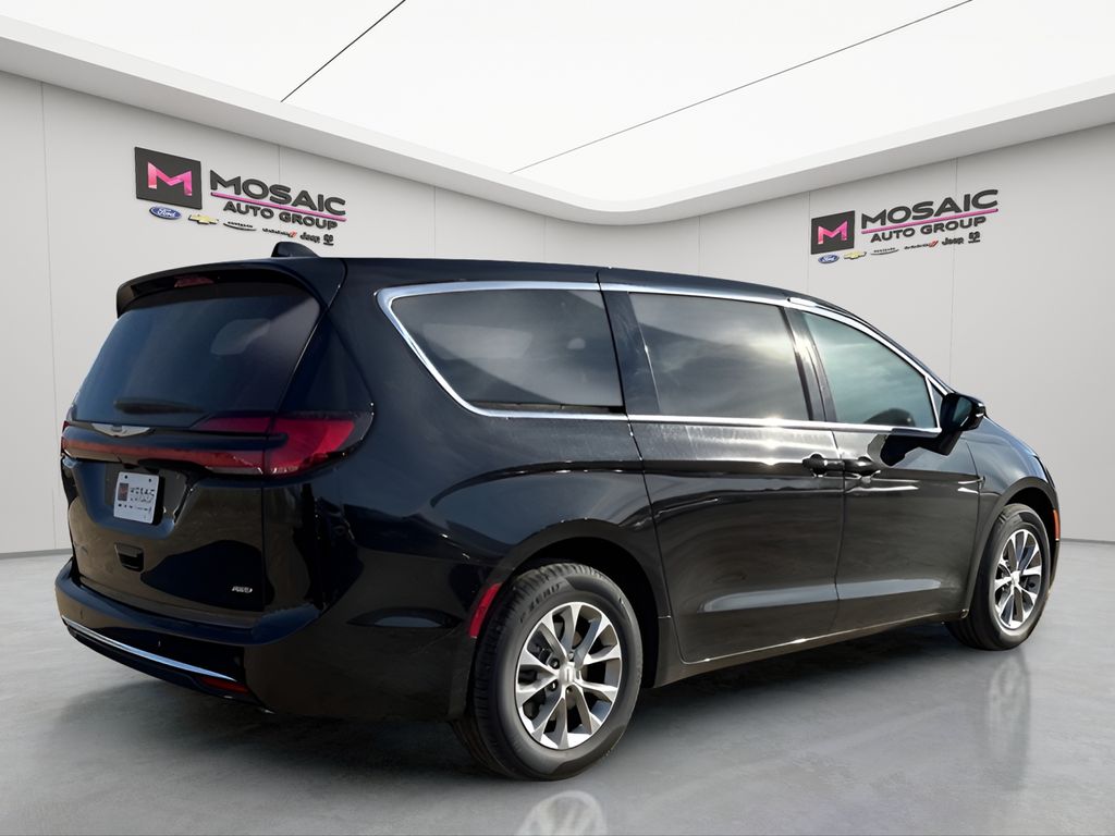 2026 Chrysler Pacifica