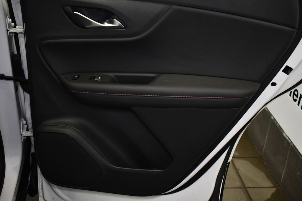 Thumbnail: 2019 Chevrolet Blazer - 31