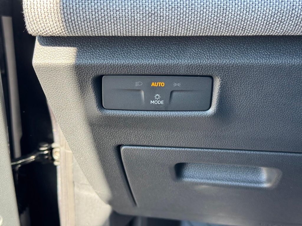 New 2026 Platinum Gray Metallic Volkswagen 2.0T S image 16