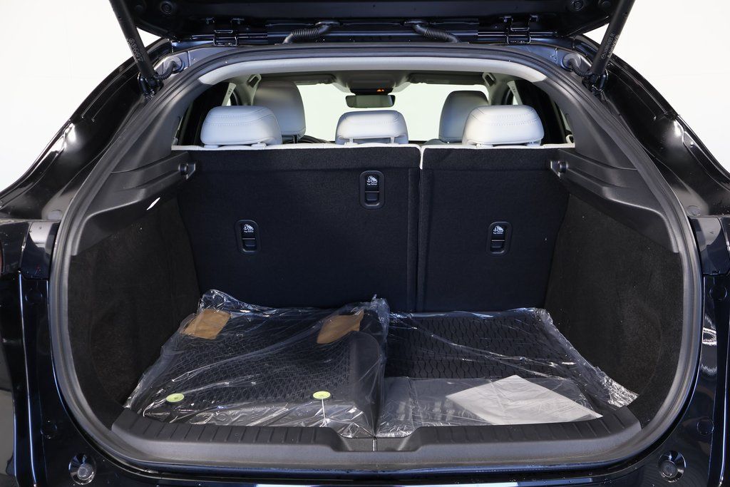 Thumbnail: 2026 Mazda CX-30 - 8