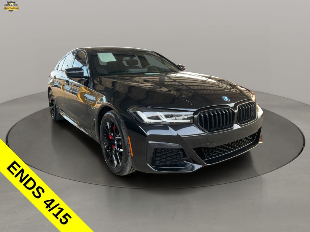 Black Sapphire Metallic 2023 BMW 5 Series 530e Hybrid Plug-in RWD Sedan Rear-Wheel Drive 8-Speed Automatic