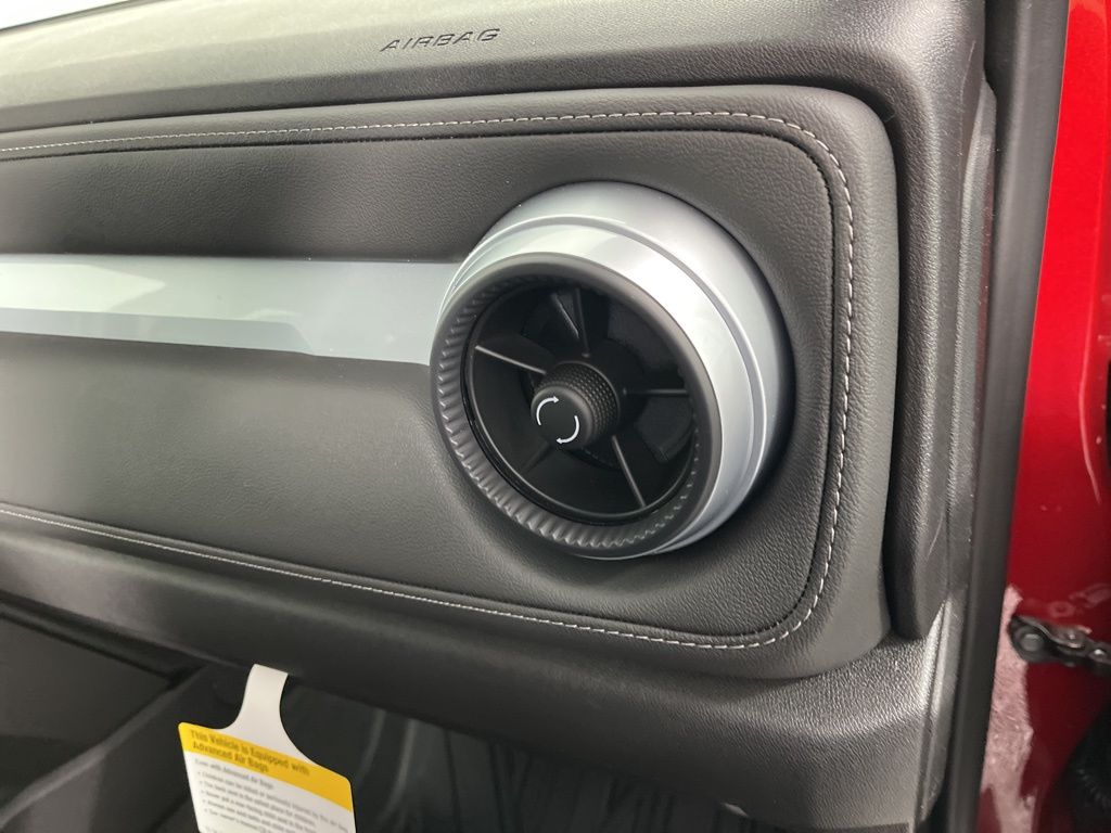 Thumbnail: 2026 Chevrolet Colorado - 10