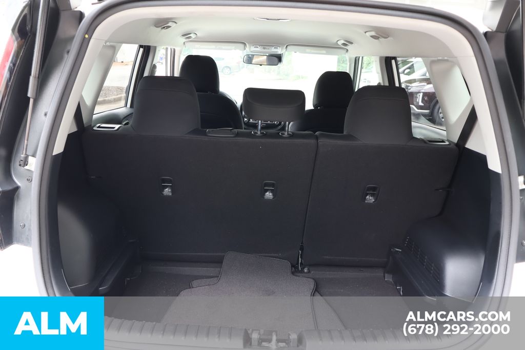 Used 2025 White Kia LX image 20