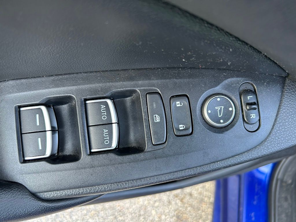 Thumbnail: 2021 Honda Accord - 17