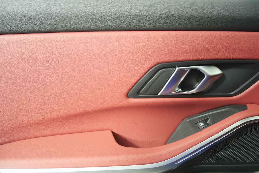 Thumbnail: 2026 BMW 3 Series - 13