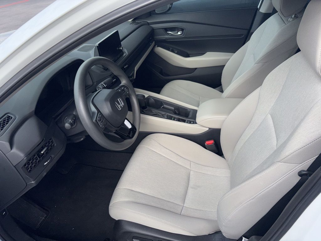 Thumbnail: 2023 Honda Accord - 8