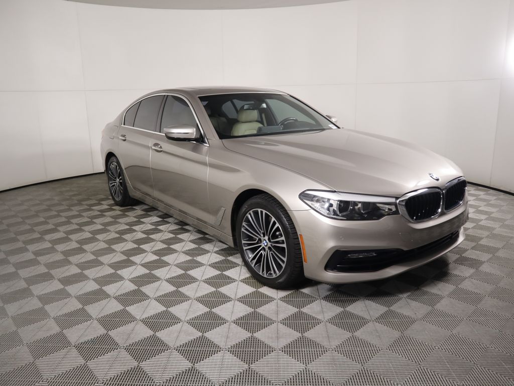 Thumbnail: 2017 BMW 5 Series - 3
