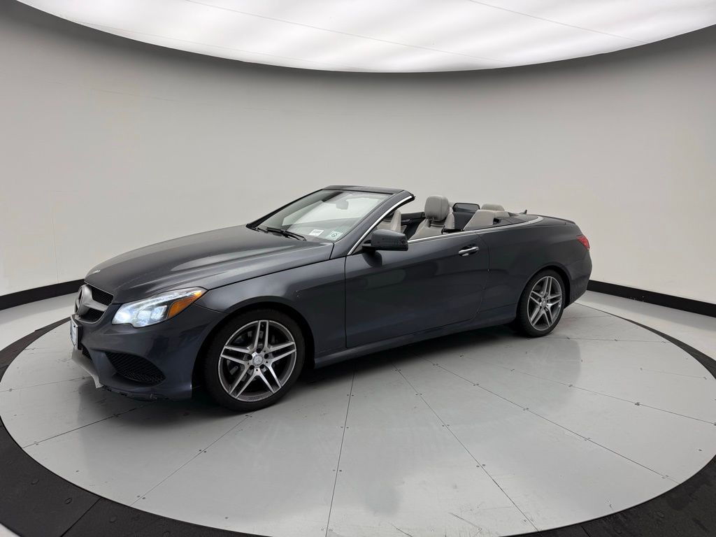 Thumbnail: 2016 Mercedes-Benz E-Class - 17