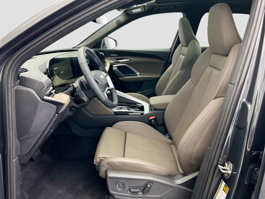 Thumbnail: 2025 Audi Q5 - 19